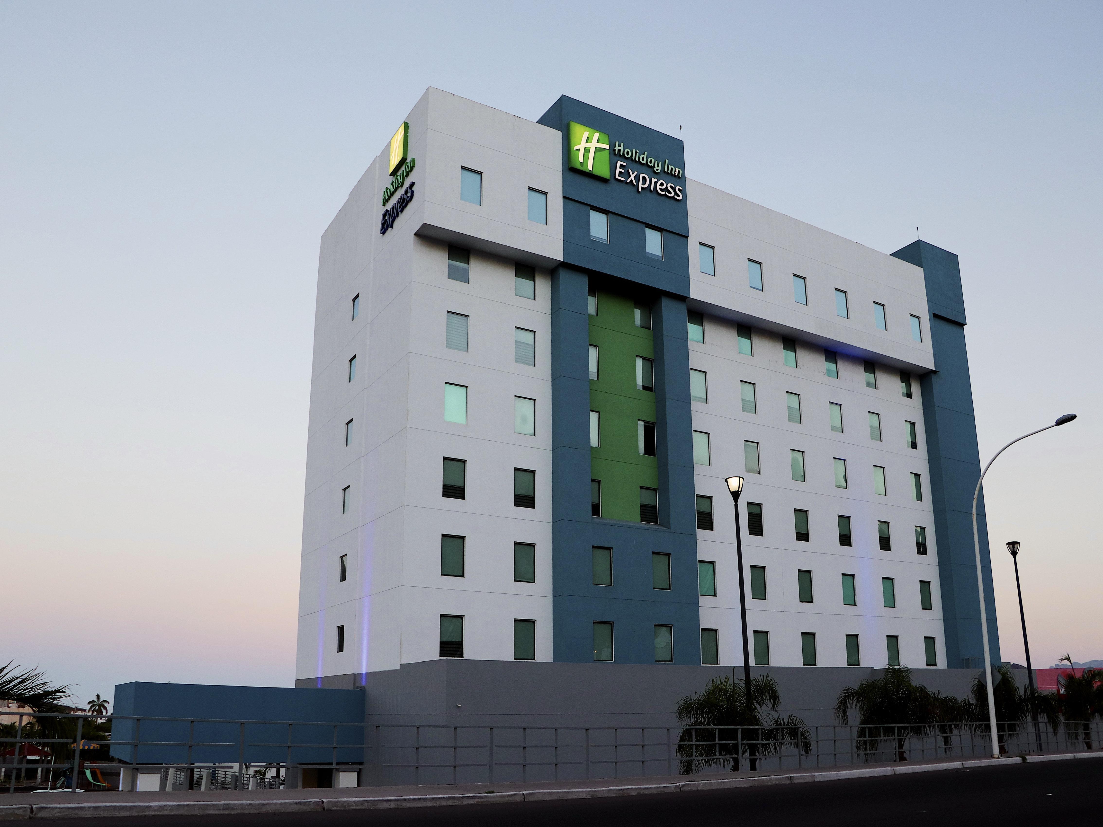 Holiday Inn Express Guaymas By Ihg Экстерьер фото Holiday Inn Express in Tijuana, Mexico