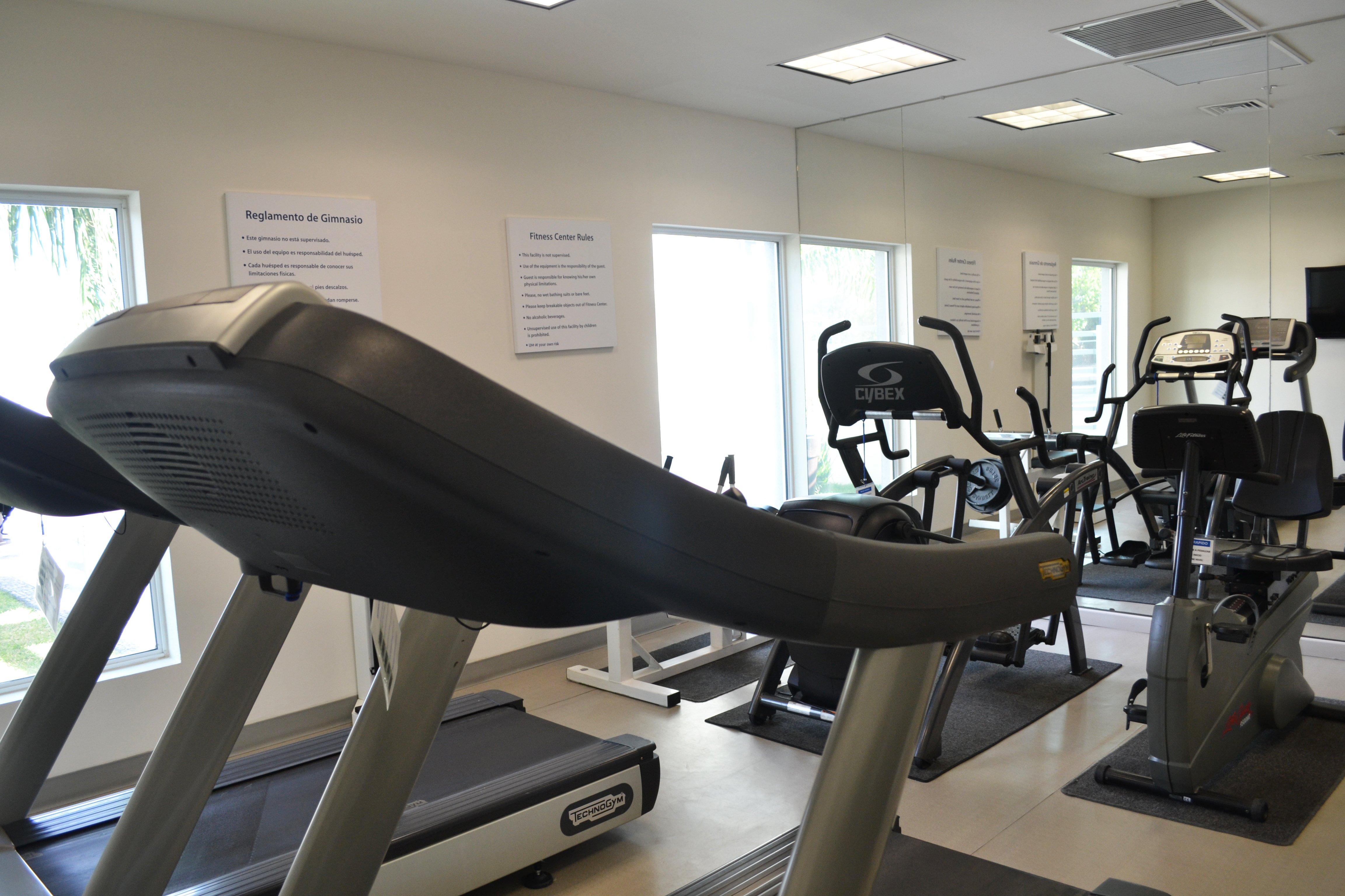 Holiday Inn Express Guaymas By Ihg Экстерьер фото The gym at the National Training Centre